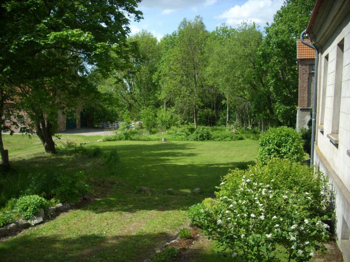 Gutshaus Alt-Jargenow Apartment Alt Jargenow Luaran gambar